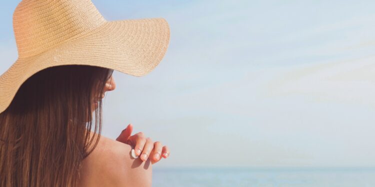 Tips to remove sunscreen stains from your clothing