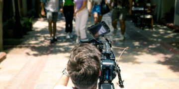 How does it feel like being an extra in any film or TV show and how to get the gig